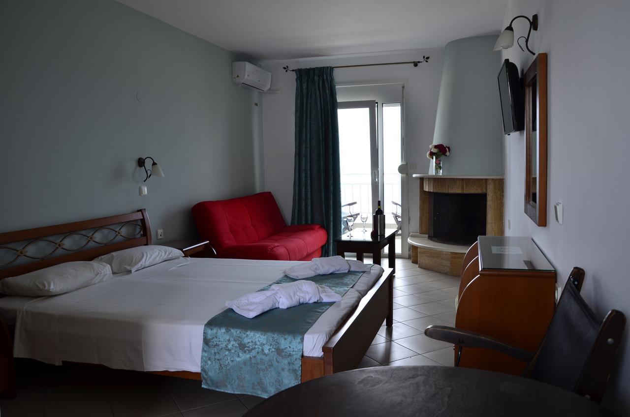 Kiwi Apartments Néa Fókaia エクステリア 写真