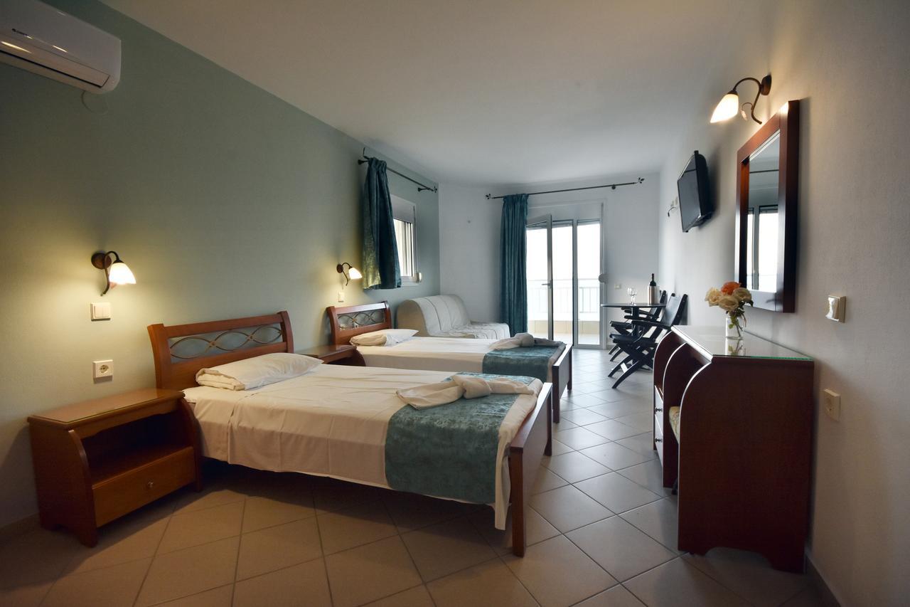 Kiwi Apartments Néa Fókaia エクステリア 写真